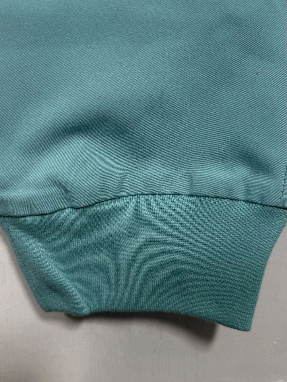 Figs Zamora Women’s Teal Jogger Scrubs with Utility Pocket - Picture 4 of 15